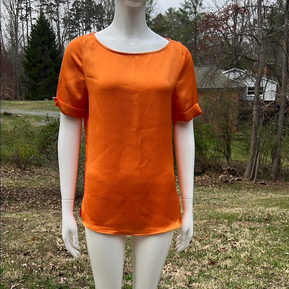 EUC Chico's Vibrant Orange Fitted Short Sleeve Blouse